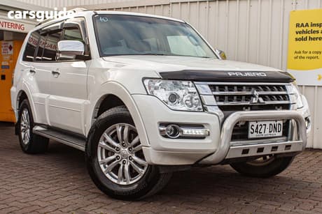 White 2018 Mitsubishi Pajero Wagon Glx Lwb (4X4)