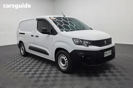 White 2023 Peugeot E-Partner Van Pro Long
