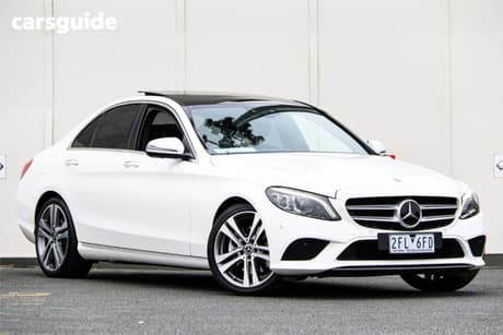 White 2019 Mercedes-Benz C300 Saloon