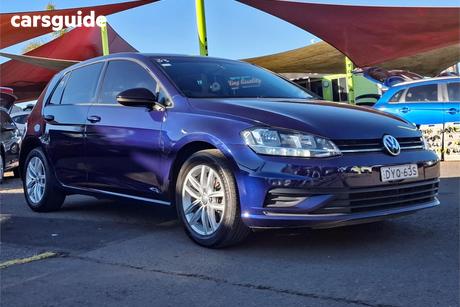 Blue 2018 Volkswagen Golf Hatchback 110 Tsi
