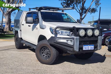 White 2016 Toyota Hilux Dual Cab Utility Sr5 (4X4)
