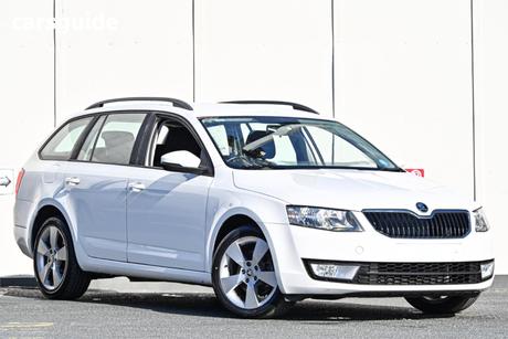 White 2015 Skoda Octavia Wagon 103 Tsi Ambition Plus
