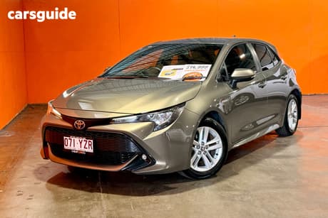 Bronze 2019 Toyota Corolla Hatchback Ascent Sport (Hybrid)