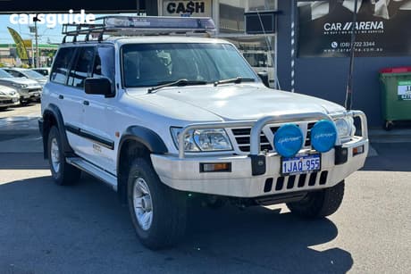 White 2002 Nissan Patrol Wagon St (4X4)