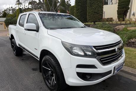 White 2017 Holden Colorado Crew Cab Pickup Ls (4X4)