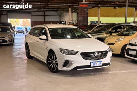 White 2018 Holden Commodore Sportswagon Rs