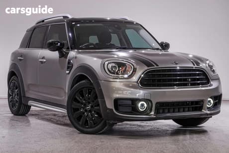 Silver 2020 Mini Countryman Wagon Cooper