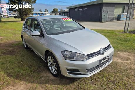 Silver 2016 Volkswagen Golf Hatchback 110 Tdi Highline