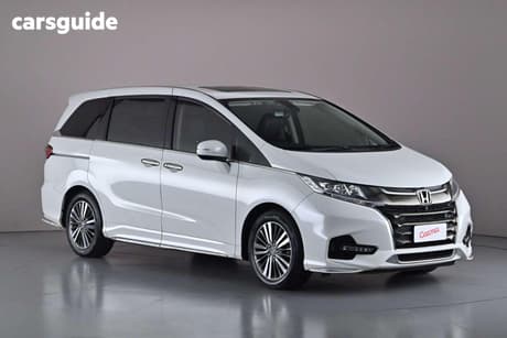 White 2018 Honda Odyssey Wagon Vti-L