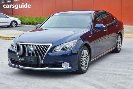 Blue 2013 Toyota Crown Sedan MAJESTA (HYBRID)