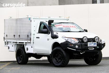 White 2018 Mitsubishi Triton Cab Chassis Glx (4X4)