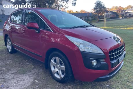 Red 2012 Peugeot 3008 Wagon Xse 1.6 Hdi