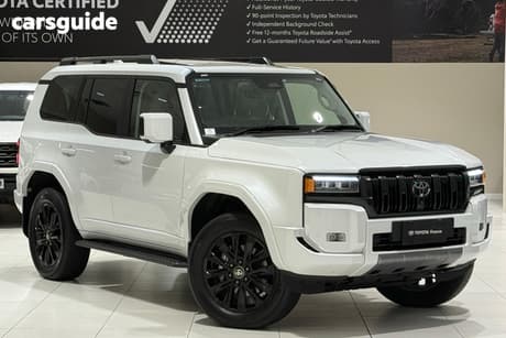 White 2025 Toyota Landcruiser Prado Wagon Kakadu