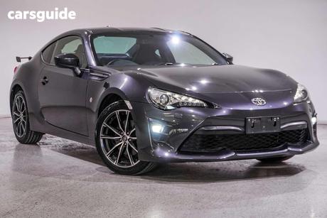 Grey 2017 Toyota 86 Coupe Gts