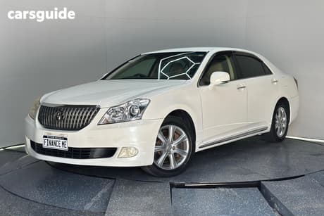 White 2012 Toyota Crown Sedan TOYOTA CROWN MAJESTA G TYPE 4DR SEDAN 8SP AUTO 4.6I