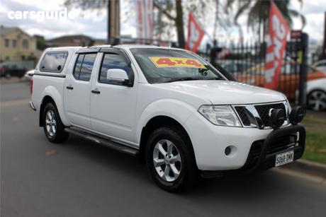 White 2014 Nissan Navara Dual Cab Pick-up St (4X4)