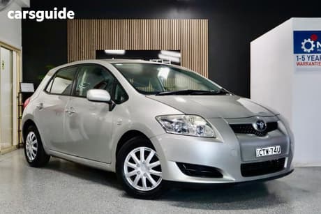 Silver 2009 Toyota Corolla Hatchback Ascent