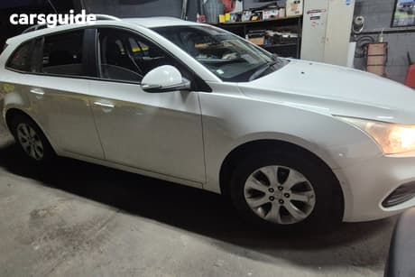 White 2015 Holden Cruze Sportswagon Cd
