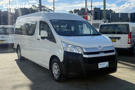 White 2023 Toyota HiAce Bus Slwb Commuter (12 Seats)