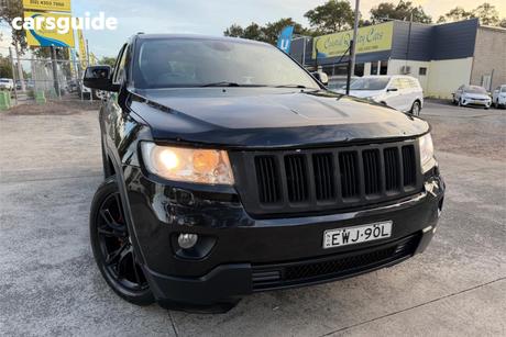 Black 2012 Jeep Grand Cherokee Wagon Laredo (4X4)