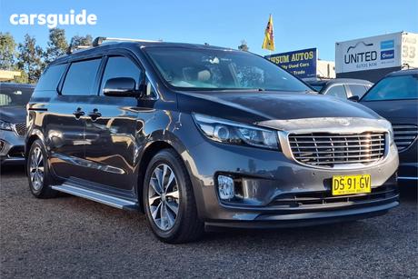 Grey 2015 Kia Carnival Wagon Sli