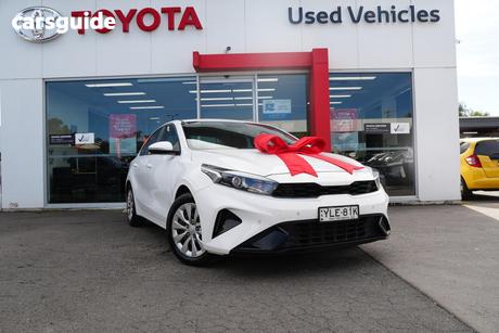 White 2021 Kia Cerato Sedan