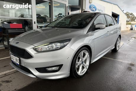 Silver 2016 Ford Focus Sedan Titanium