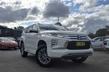 White 2022 Mitsubishi Pajero Sport Wagon Glx (4Wd) 5 Seat