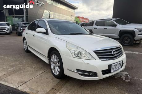 White 2011 Nissan Maxima Sedan 350 Ti