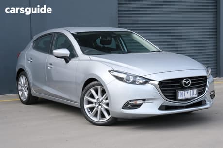 Silver 2018 Mazda 3 Hatchback Sp25
