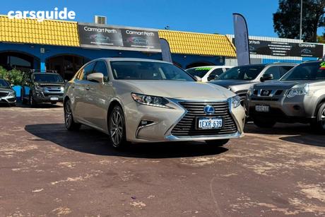 Beige 2015 Lexus ES300H Sedan Luxury