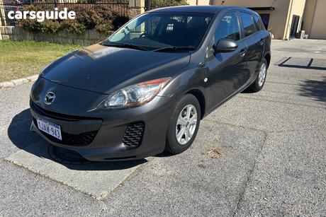 Grey 2012 Mazda 3 Hatchback Neo