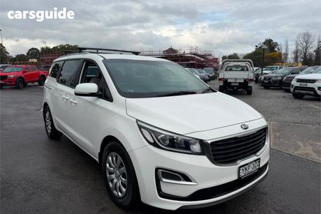 White 2019 Kia Carnival Wagon S