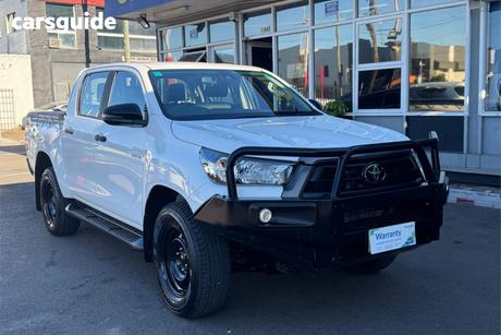 White 2021 Toyota Hilux Double Cab Pick Up Sr (4X4)