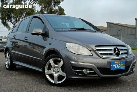 Grey 2011 Mercedes-Benz B200 Hatchback
