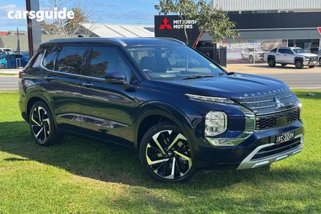 Blue 2023 Mitsubishi Outlander Wagon Exceed 7 Seat (Awd)