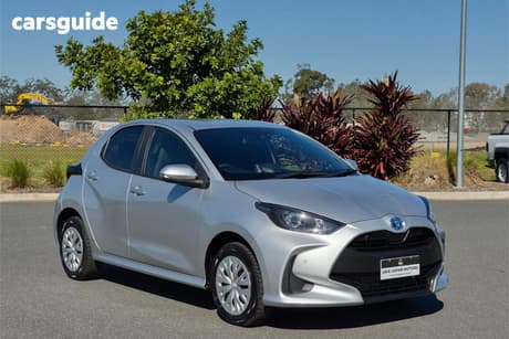 Silver 2022 Toyota Yaris Hatch HYBRID X