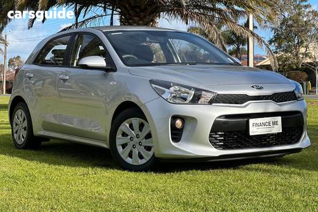 Silver 2016 Kia RIO Hatchback S