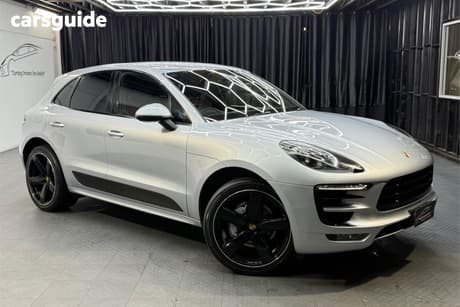 Silver 2015 Porsche Macan Wagon S