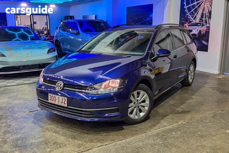 Blue 2019 Volkswagen Golf Wagon 110 Tsi Trendline