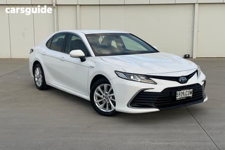 White 2023 Toyota Camry Sedan Ascent