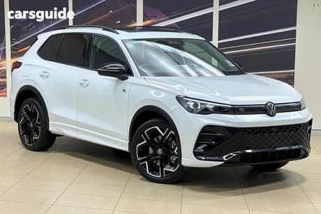 White 2026 Volkswagen Tiguan Wagon 195Tsi R-Line