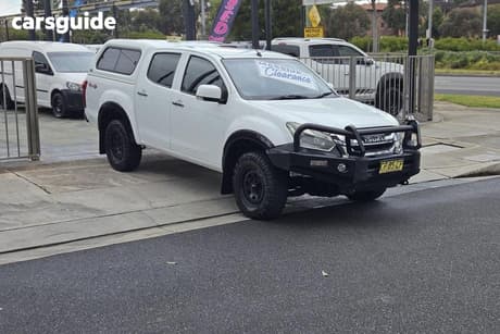 White 2017 Isuzu D-MAX Crew Cab Utility Ls-M Hi-Ride (4X4)
