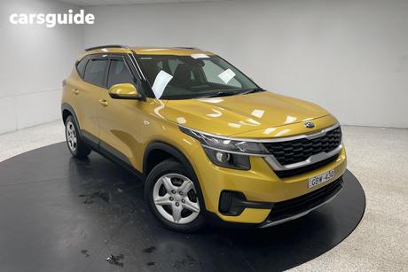 Yellow 2020 Kia Seltos Wagon S (Fwd)