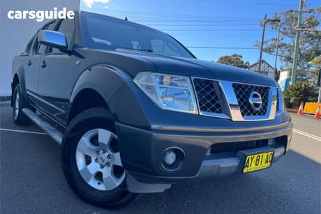 Grey 2007 Nissan Navara Dual Cab Pick-up St-X (4X4)