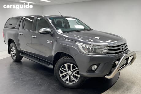 Grey 2016 Toyota Hilux Dual Cab Utility Sr5 (4X4)