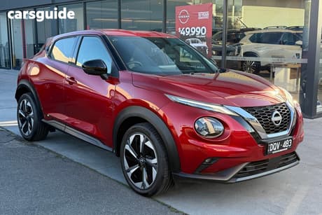 Red 2024 Nissan Juke Hatchback St-L