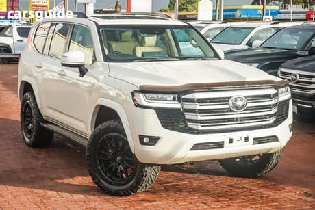 White 2024 Toyota Landcruiser Wagon Lc300 Vx (4X4)