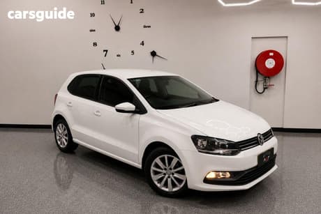 White 2017 Volkswagen Polo Hatch 66 TSI TRENDLINE 6R MY17