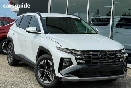 White 2026 Hyundai Tucson Wagon Elite (Fwd)